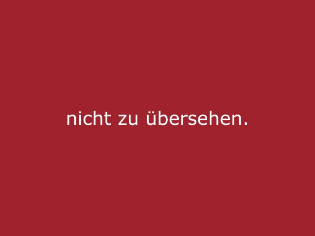 Roter Hintergrund mit beiger Schrift „Nicht zu übersehen“, auffälliges Statement für Walking Acts, Promotion und aufmerksamkeitsstarke Markenwerbung von cinnamon